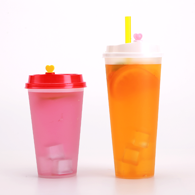 IML injection cup technology: innovation leads the new trend in the plastic products industry